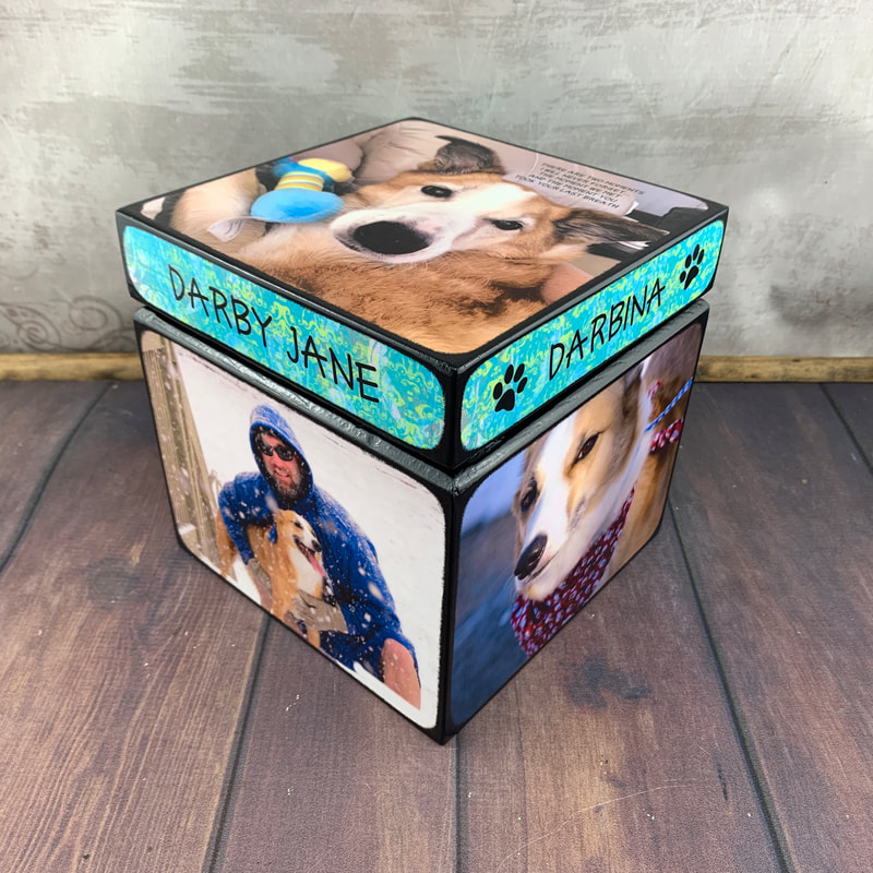 Pet Urn with paw prints
